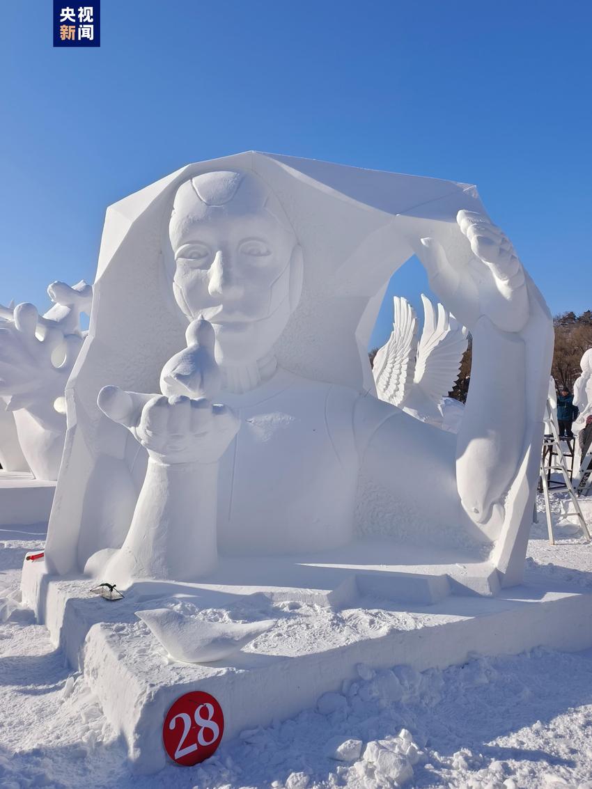 超高水平雪雕来了！各国高手在哈尔滨切磋技艺