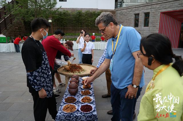 巴基斯坦驻华大使：让更多巴中合作成果在重庆落地