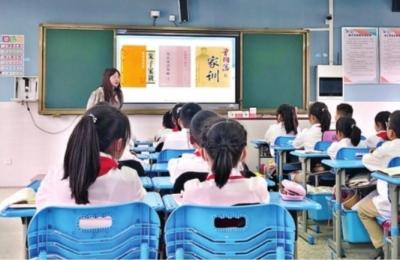 黄陂区实验小学让“美雅清风”盈满校园