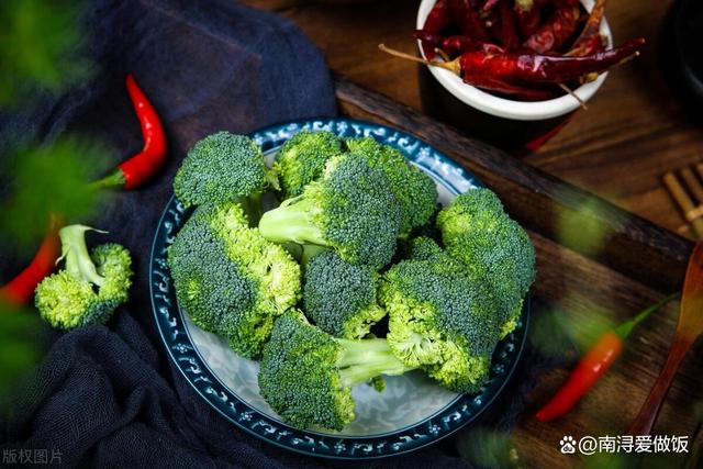 容易便秘，多吃这15种食物，润肠通便，吃出健康