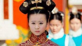 她16岁就守寡，是清朝唯一得到四个字封号的皇贵妃