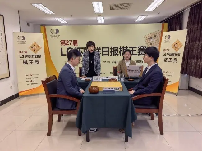 丁浩成中国首位00后围棋世界冠军