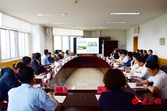 潍坊学院召开海绵城市改造及景观提升建设方案汇报会