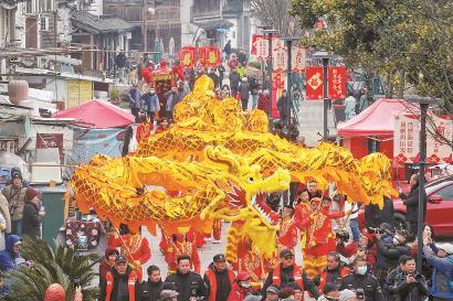 迎元宵  时尚融进来  年俗活起来