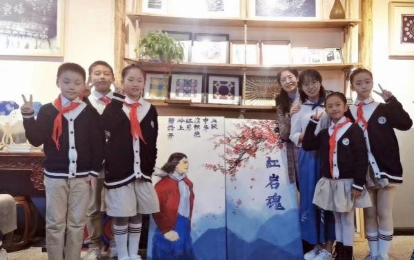 重庆市璧山区北街小学校：让“扎染之花”在校园竞相绽放