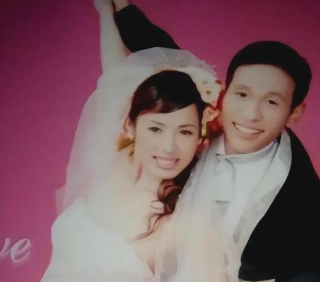 宋小宝：和前妻霍晓红离婚，再婚娶了粉丝王雪，如今成人生赢家