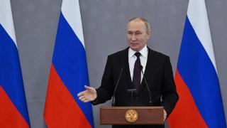 普京总统：俄罗斯不会走国家军事化以及经济军事化道路
