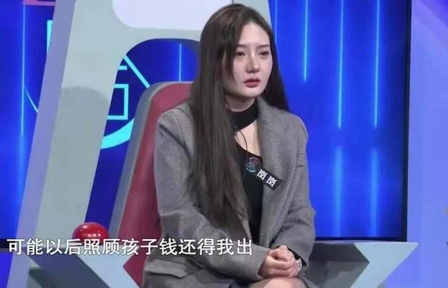 妻子给弟弟买房转走老公42万，婆婆癌症没钱手术，网友：太气人