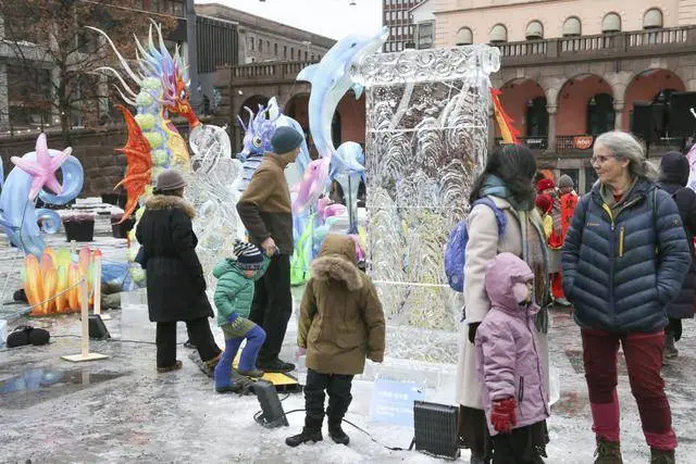 太缺雪？滑雪旅游业面临生存困境