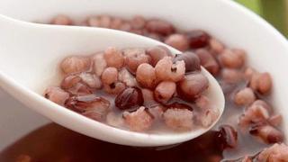体内湿气重，喝红豆薏米粥祛湿，结果却越喝湿气越重是怎么回事？