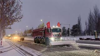 以雪为令 闻雪而动|40支公路清雪防滑突击队全力清雪保畅通