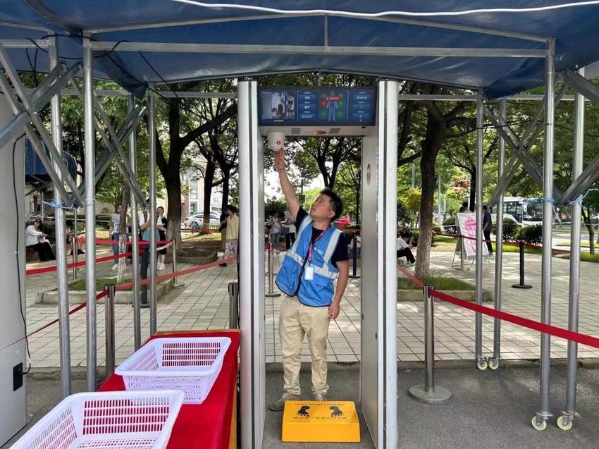 无锡移动圆满完成高等教育自学考试、第23届全国大学生机器人大赛保障