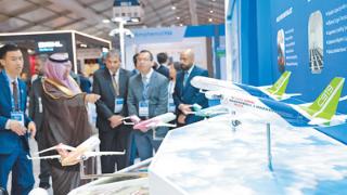 中国企业亮相范堡罗国际航空展