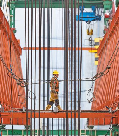 跨海通道加紧建设