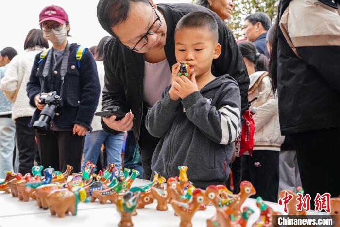 世界瑶族发祥地灌阳：“万人奔赴”千年传统农具节