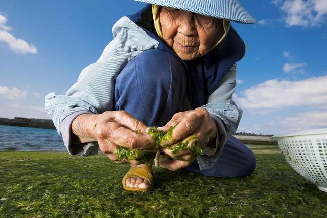 人到中年若想长寿，3个坏习惯一定要戒掉