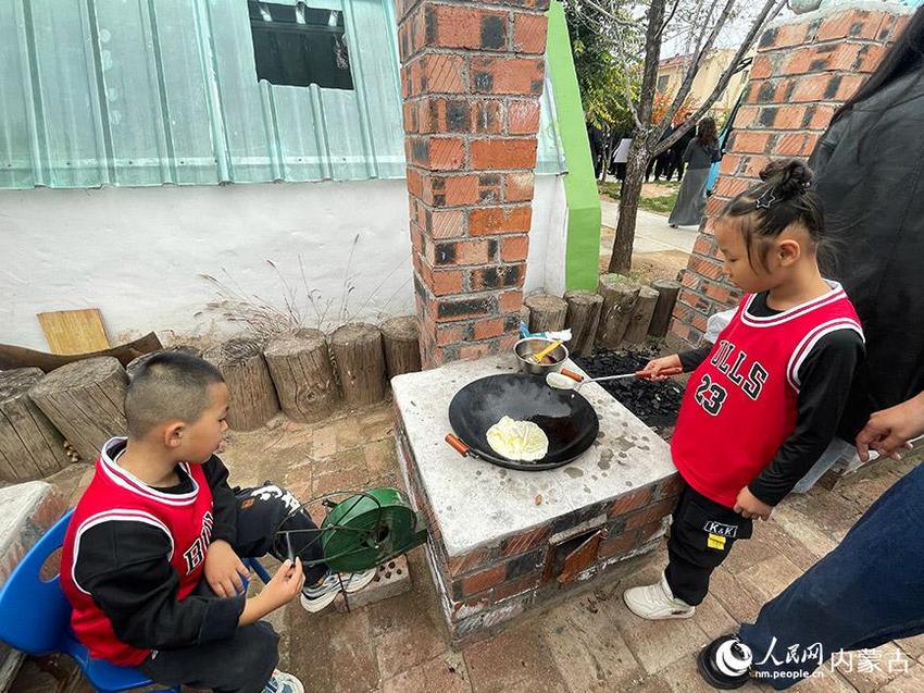 呼和浩特市举行推进教育高质量发展观摩现场会