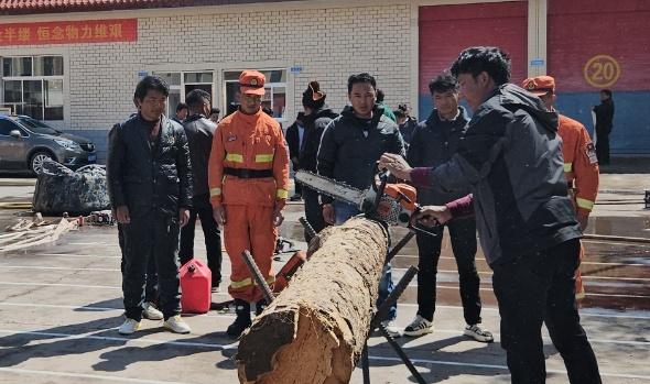 昌都市森林消防支队组织护林员骨干业务技能培训