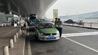 严守青岛“门户” 机场综合管理处“两节”期间全员在岗