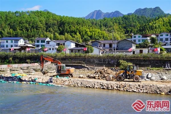 三明泰宁：国庆假期不停工 民生项目建设忙