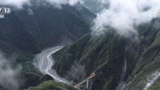 经过十余年施工建设 四川绵茂公路正式通车