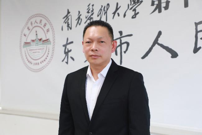 东莞市人民医院周建平：慢阻肺治疗应将药物与锻炼相结合 综合干预有助于提高患者生活质量