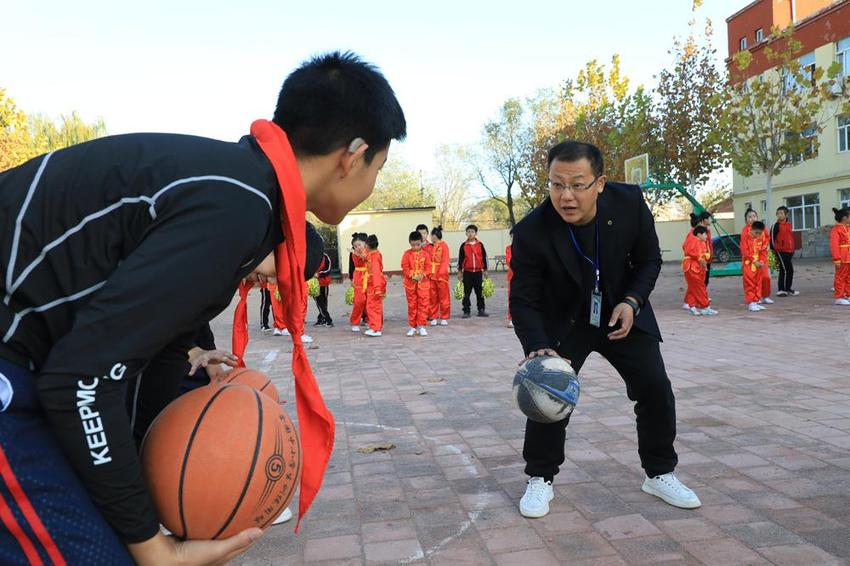 河北沧县：普特融合 快乐成长