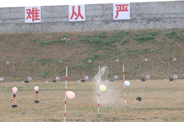 一个军事日，几多新亮点