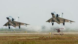 媒体：印度战斗机坠毁或因空中相撞所致