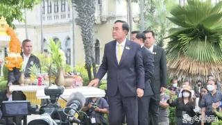 今天是巴育将军在泰国总理府的最后一天，下周可能退休