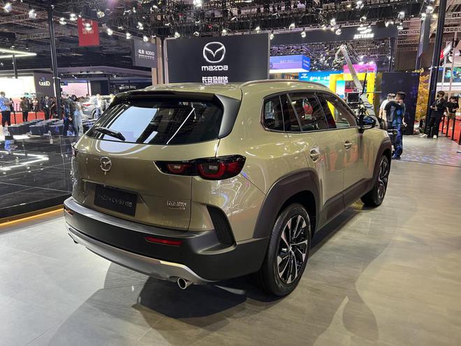 长安马自达CX-50定位紧凑级SUV，基于横置前驱平台打造