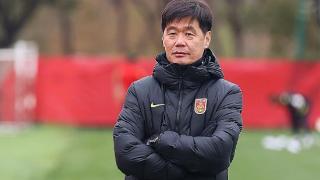 中国国家队主教练李霄鹏愿意继续执教国足