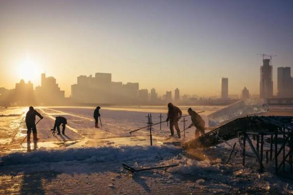 第二十五届哈尔滨冰雪大世界全面展开
