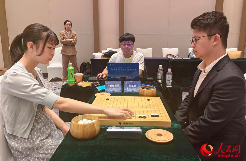 组图：世界围棋公开赛第2轮开赛 赵晨宇、柯洁分别对阵申真谞、偰玹准
