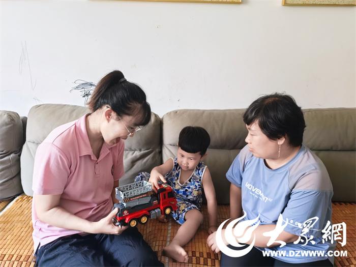 萌新初见 以爱相访——东营区第二实验幼儿园家访活动