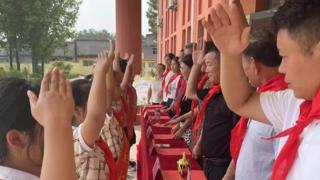 枣庄市市中区遗棠小学举办庆祝第39个教师节暨颁奖典礼