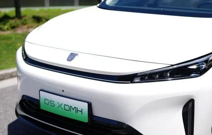 10万级家用混动SUV，荣威D5X DMH凭什么说最强？