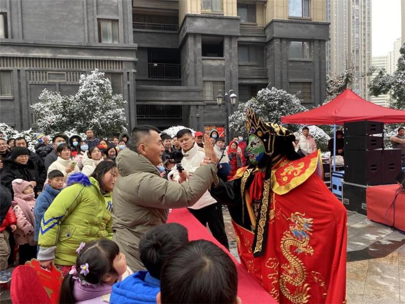 安徽肥西：春起文明风，“年味”扑面来