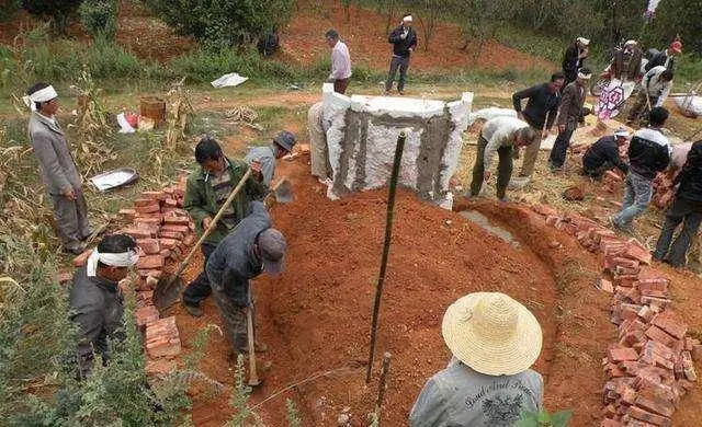 历史上很多人死后都是土葬，为何感觉没多少坟墓？说出来别不信