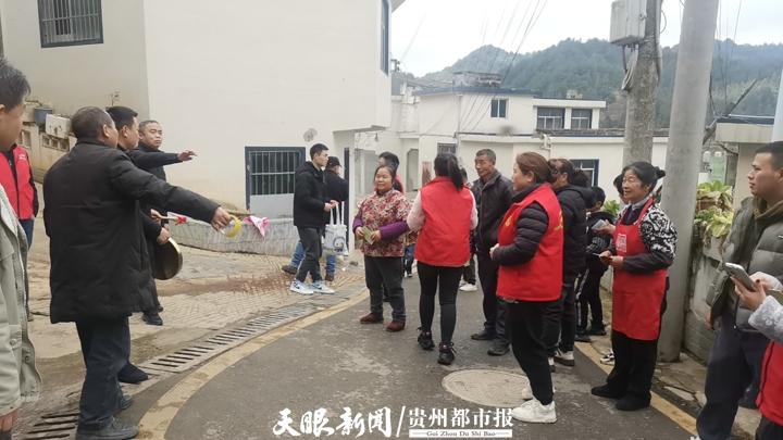 【网络中国节·清明】百花湖镇开展文明祭祀宣传活动