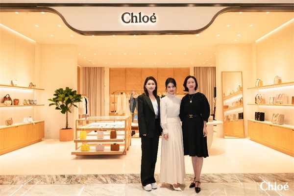 刘涛出席CHLOÉ 成都SKP精品店及IFS精品店开幕现场