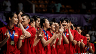 诋毁抹黑中国女排！国际排联做法太气人，网友：歪曲事实颠倒黑白