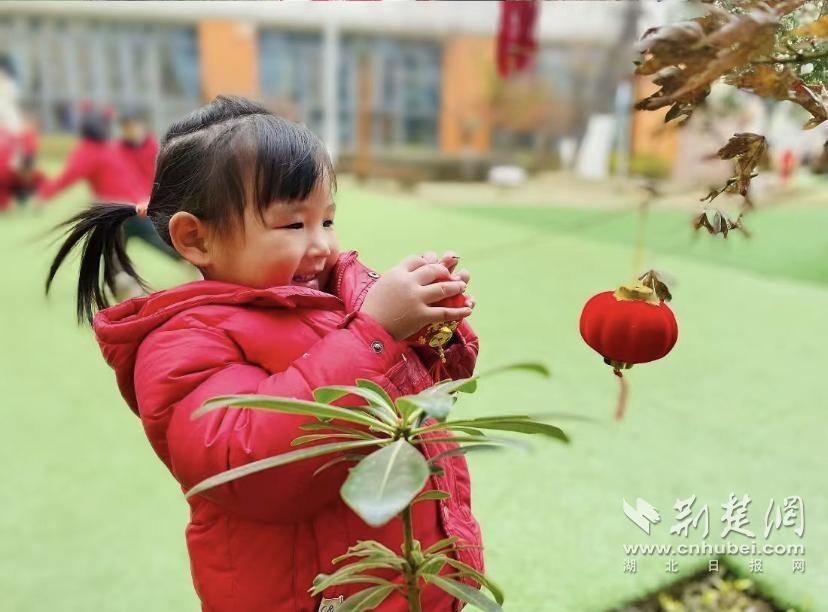 晨曦幼儿园迎新年 创意活动欢乐多