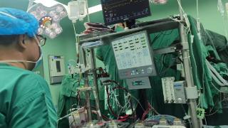 心脏不停跳顺利手术！青岛阜外医院为71岁患者解决心脏内部难题