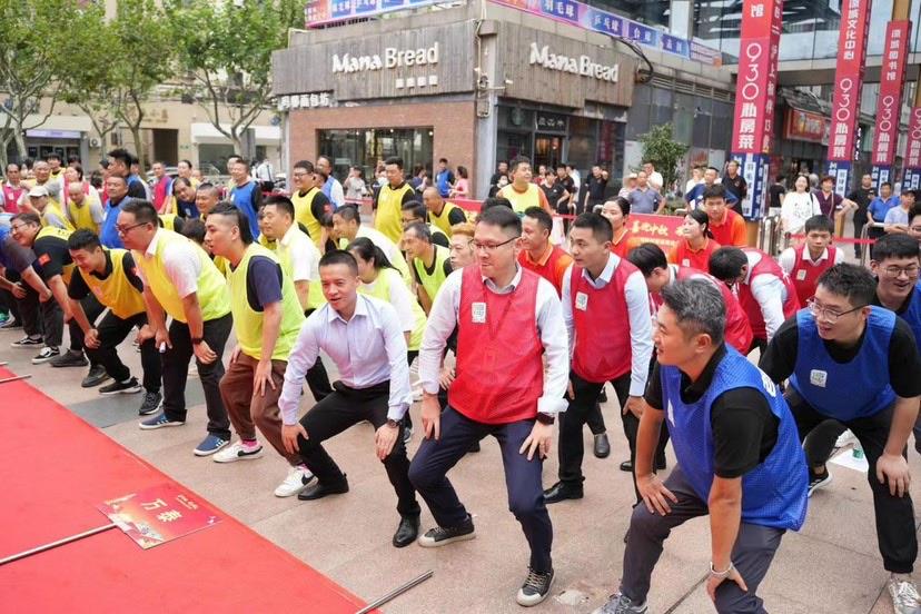 商会搭台，体育唱戏 这场拔河比赛助推政企同心同力“双向奔赴”