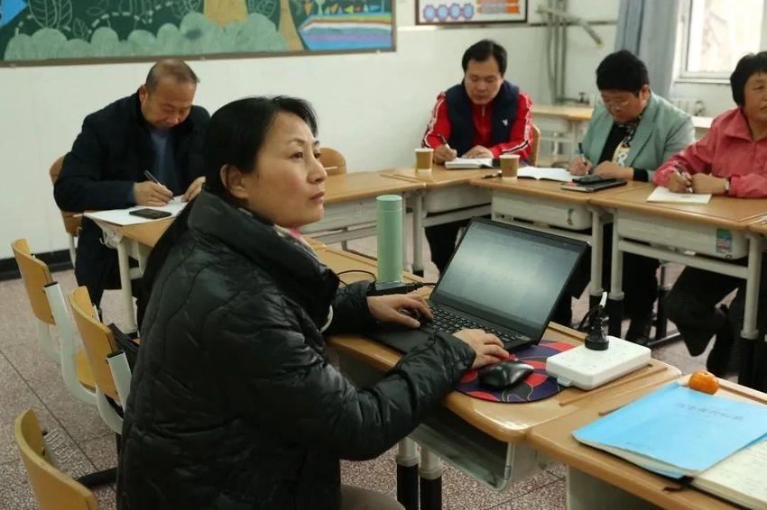 北京市大兴区礼贤民族中学召开学科教研汇报会