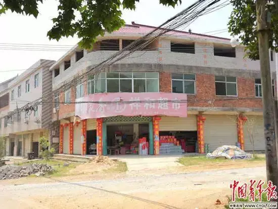 男子送出12.8万彩礼，谈结婚发生争吵遭准岳父杀害？家人：打捞发现被床单包裹