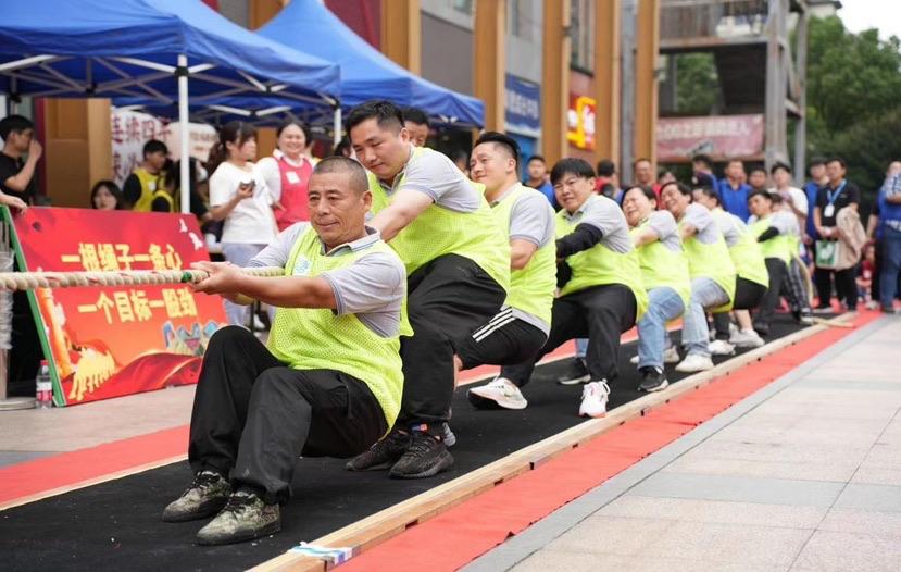 商会搭台，体育唱戏 这场拔河比赛助推政企同心同力“双向奔赴”