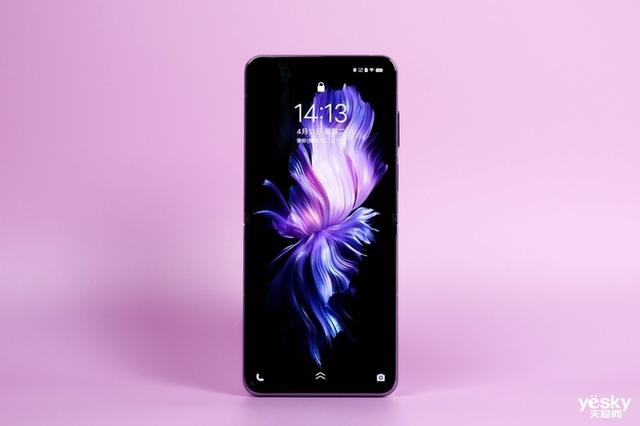 vivo X Flip颜值与实力并存