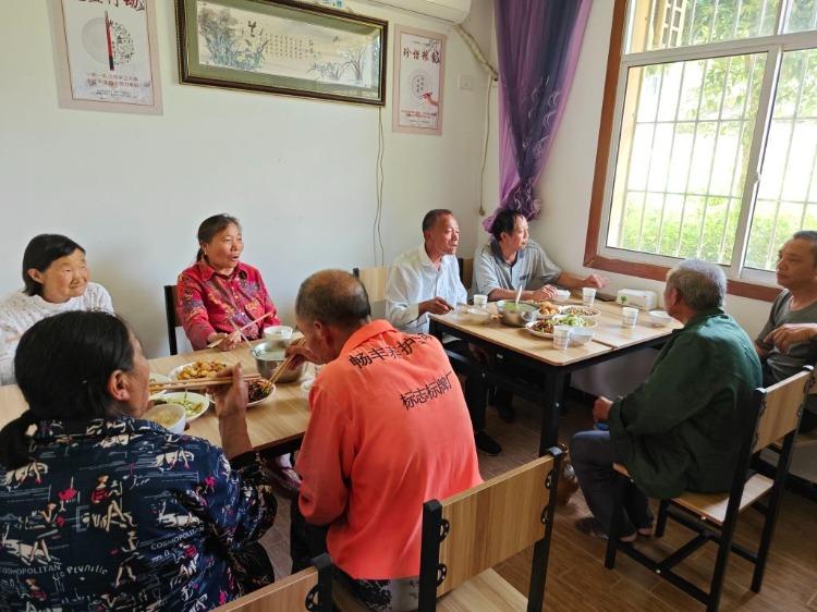 院落里的幸福“食”光